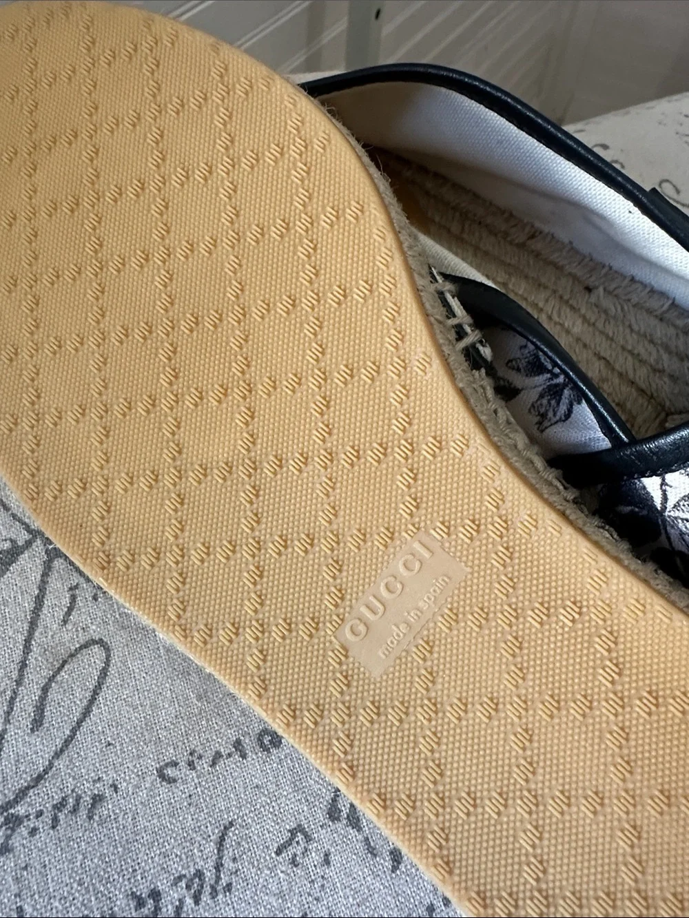 Gucci espadrille flats
